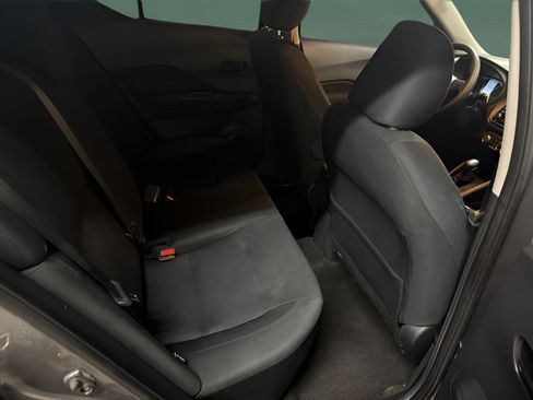 Used 2024 Nissan Kicks S FWD image 13