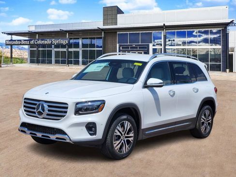 New 2025 Mercedes-Benz GLB 250 4MATIC image 3