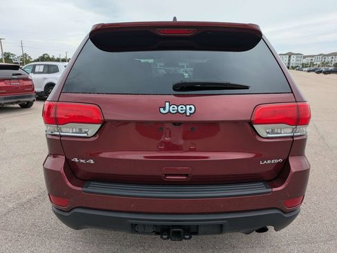 Used 2019 Jeep Grand Cherokee Laredo w/ Laredo X Package AWD/4WD image 6