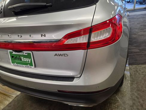 Used 2017 Lincoln MKX Reserve w/ Driver Assistance Package image 14