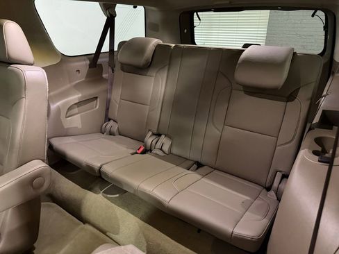 Used 2017 GMC Yukon XL SLT AWD/4WD image 20