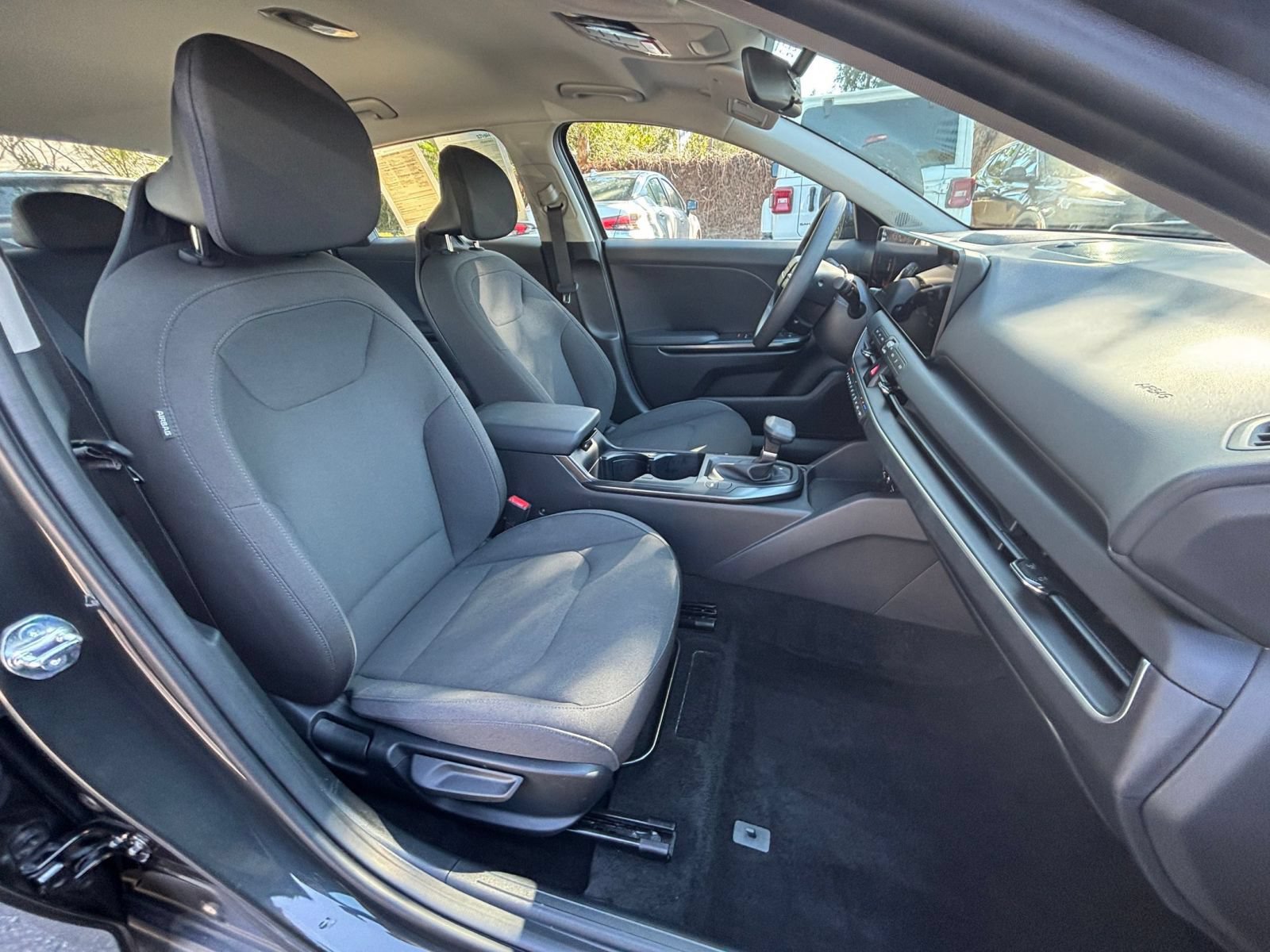 Used 2026 Kia K4 FWD image 34
