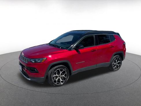 Used 2025 Jeep Compass Limited AWD/4WD image 8