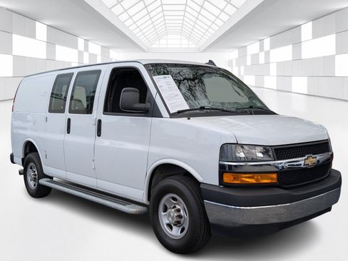 Used 2024 Chevrolet Express 2500 w/ Driver Convenience Package image 2