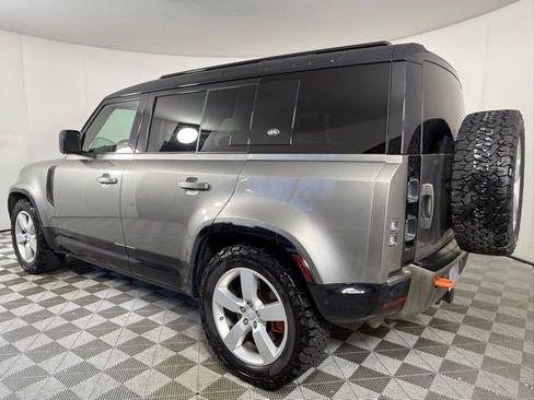 Used 2021 Land Rover Defender 110 X image 4