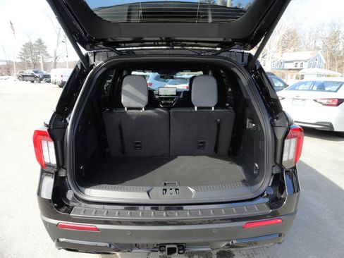 New 2026 Ford Explorer ST-Line AWD/4WD image 23