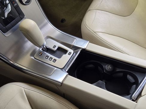 Used 2012 Volvo XC60 3.2 image 26