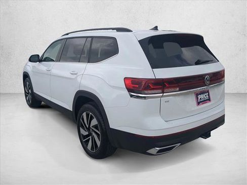Used 2025 Volkswagen Atlas SE image 8