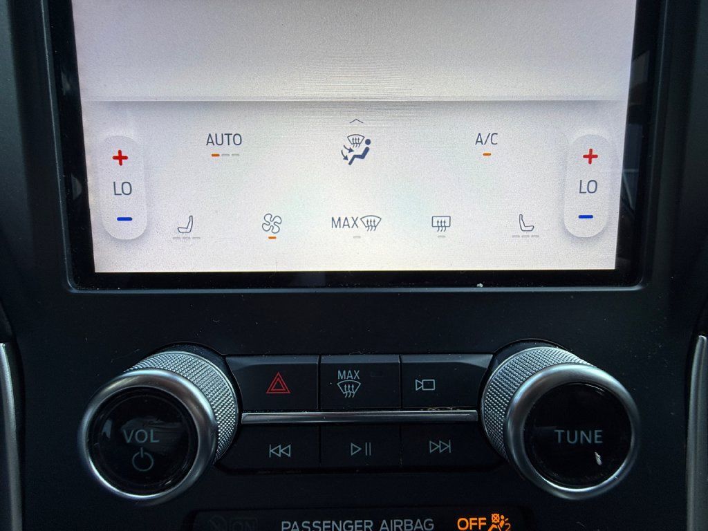 Used 2024 Ford Edge SEL AWD/4WD image 29