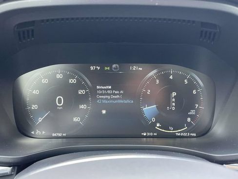 Used 2019 Volvo XC60 T6 Momentum w/ Multimedia Package AWD/4WD image 41