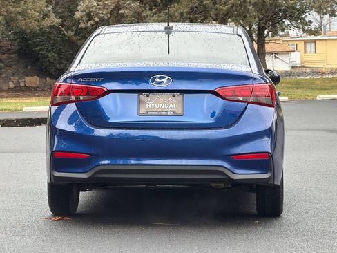 Used 2022 Hyundai Accent SEL image 5