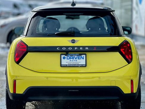 Used 2025 MINI Cooper S image 4