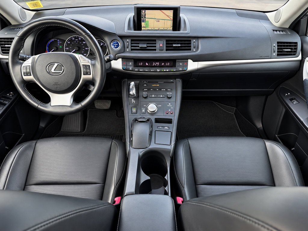 Used 2012 Lexus CT 200h Premium w/ Premium Audio Pkg FWD image 15