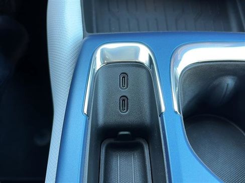 New 2026 Chevrolet Equinox EV LT image 27