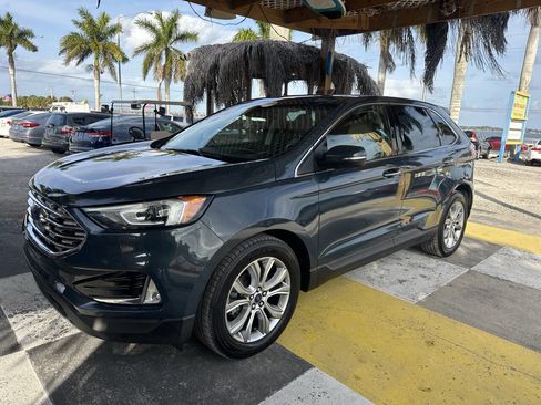 Used 2019 Ford Edge Titanium image 1