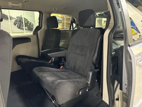 Used 2014 Dodge Grand Caravan SE w/ Quick Order Package 29E SE image 19