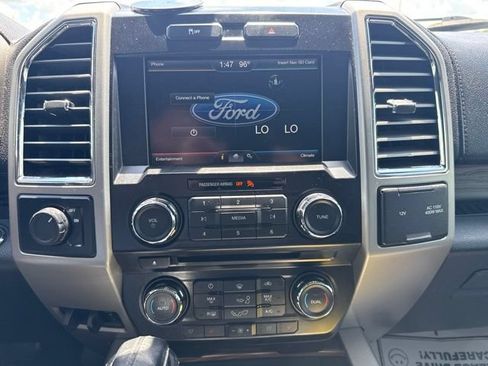 Used 2015 Ford F150 Lariat RWD image 9