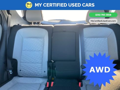 Used 2018 Chevrolet Equinox LS image 13