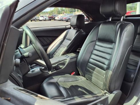 Used 2013 Ford Mustang GT Premium w/ Security Pkg image 4