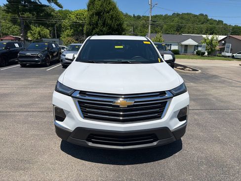 Used 2023 Chevrolet Traverse LT FWD image 8
