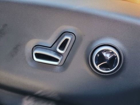 New 2026 Chrysler Pacifica Pinnacle AWD/4WD image 5