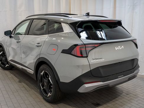 New 2026 Kia Sportage EX image 4