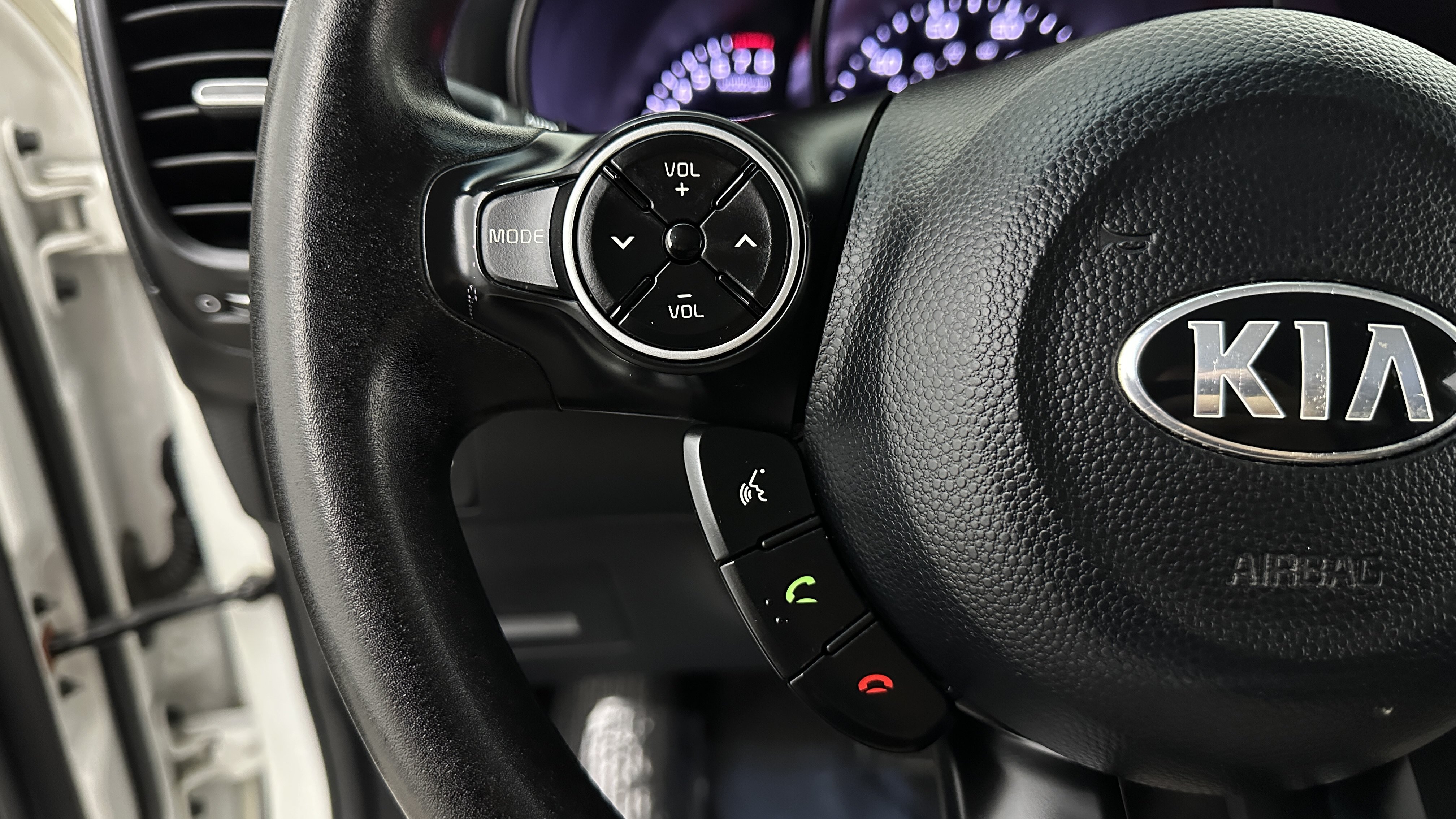 Used 2019 Kia Soul FWD image 18