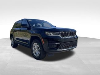 New 2025 Jeep Grand Cherokee Laredo X video 3