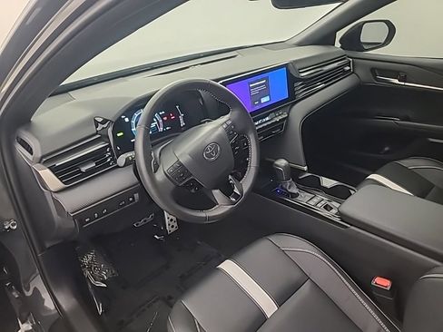 Used 2026 Toyota Camry SE w/ Multimedia Upgrade Package AWD/4WD image 22