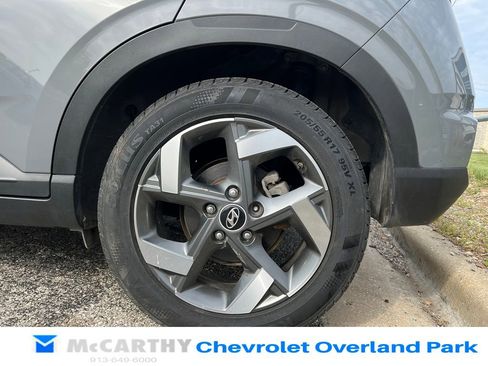 Used 2020 Hyundai Venue SEL w/ Convenience + Premium Package image 9