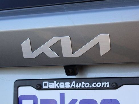 New 2026 Kia Sorento EX w/ EX Premium Package FWD image 18