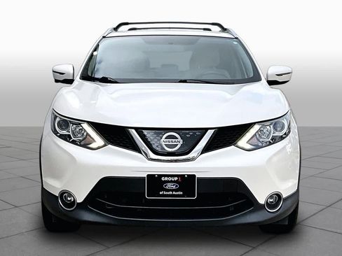 Used 2018 Nissan Rogue Sport SV w/ SV Technology Package AWD/4WD image 4