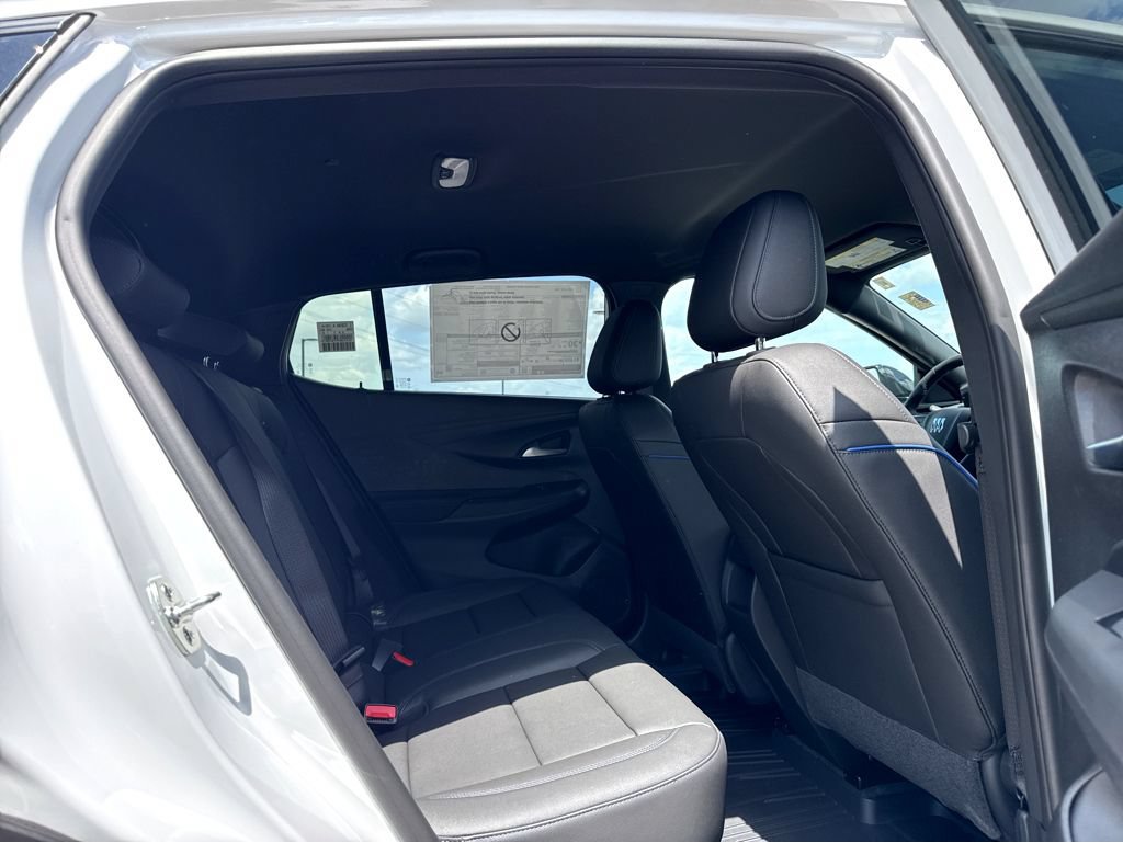 New 2026 Buick Envista Sport Touring w/ Convenience I Package FWD image 6