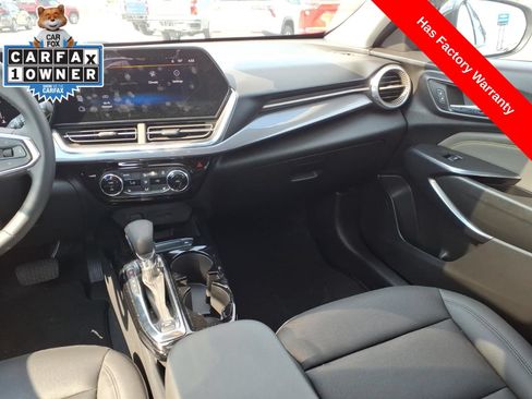 Used 2026 Chevrolet Trax ACTIV w/ Sunroof Package FWD image 14