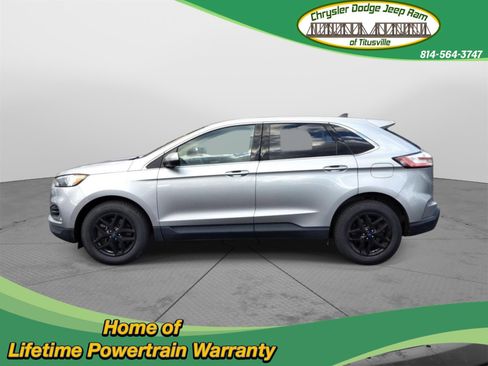 Used 2022 Ford Edge SEL w/ Convenience Package image 3