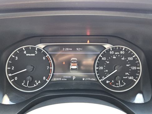Used 2024 Nissan Rogue SV w/ SV Premium Package FWD image 14