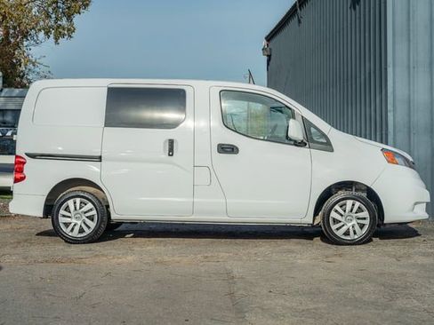 Used 2021 Nissan NV200 SV w/ Sliding Door Glass Package image 7