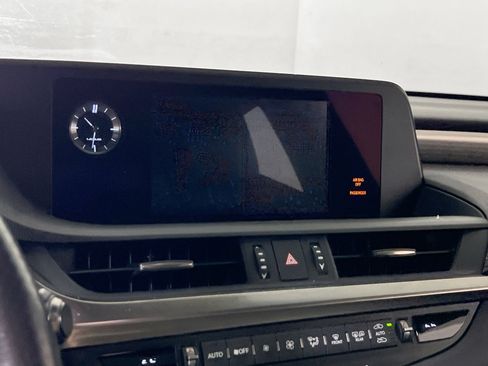 Used 2021 Lexus ES 350 F Sport w/ Accessory Package 2 FWD image 13