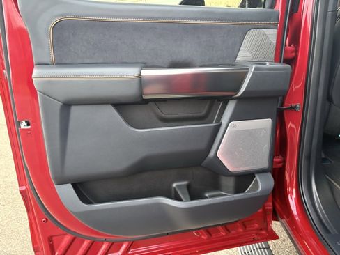 Used 2024 Ford F350 Platinum image 25