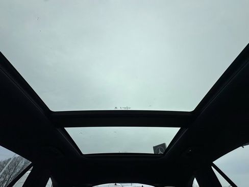 Certified 2025 Mercedes-Benz GLC 300 4MATIC image 18