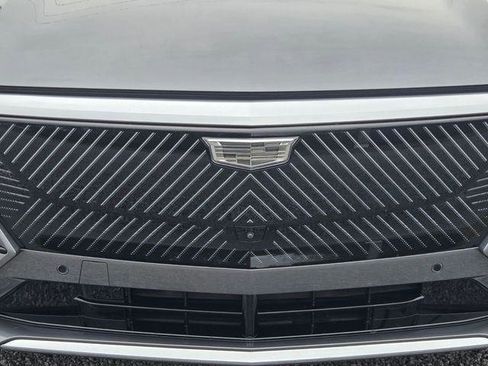 Certified 2023 Cadillac Lyriq Luxury SUV image 49