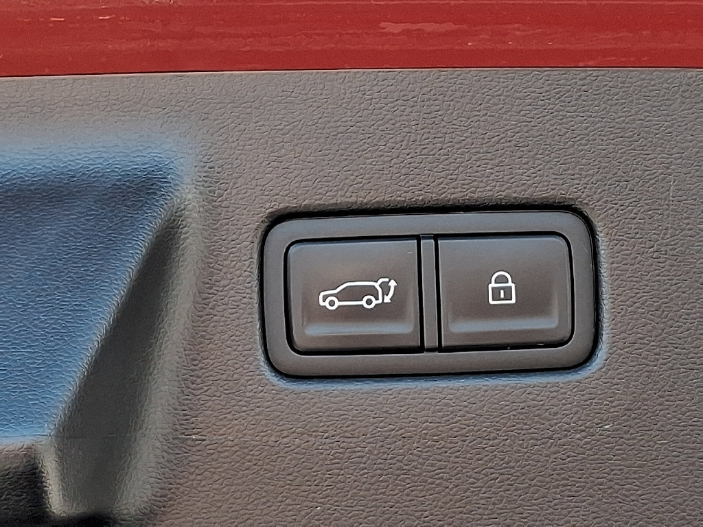 Used 2025 Hyundai Santa Fe SEL AWD/4WD image 29