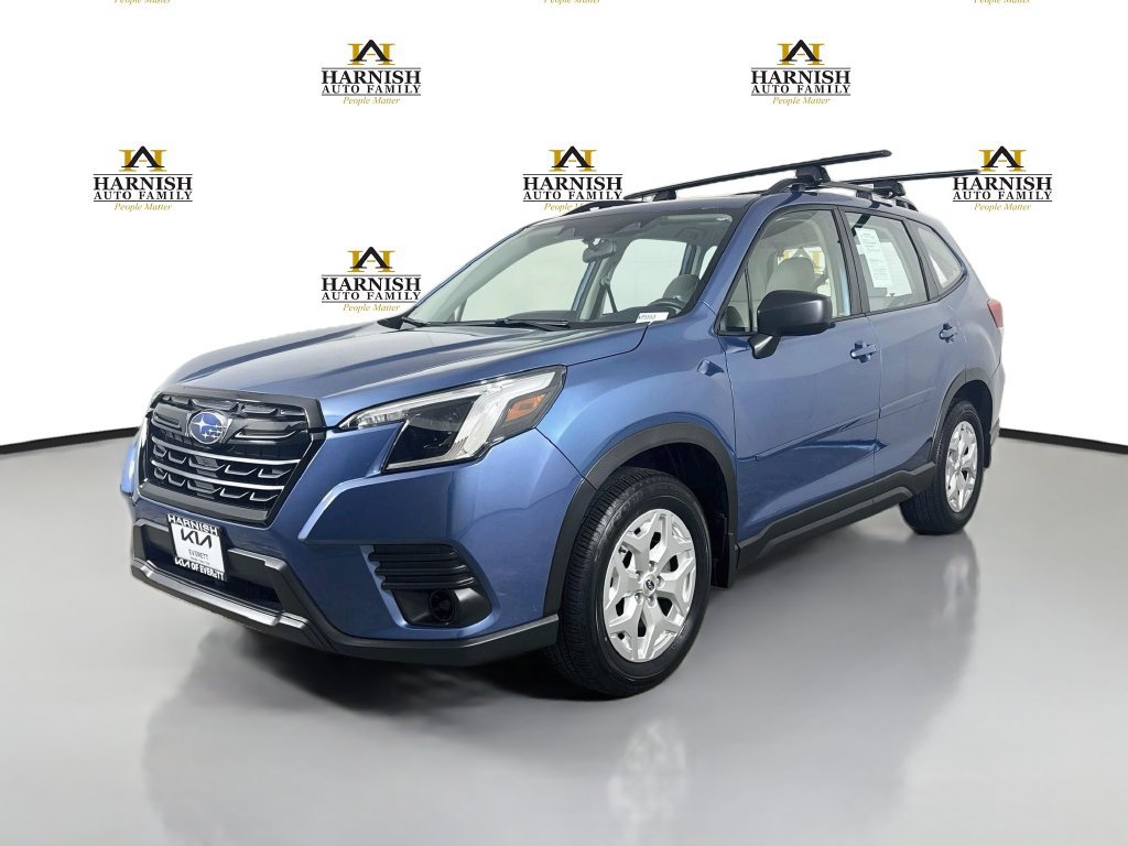 Used 2024 Subaru Forester AWD/4WD image 3
