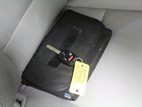 Used 2015 Honda Pilot EX-L image 25