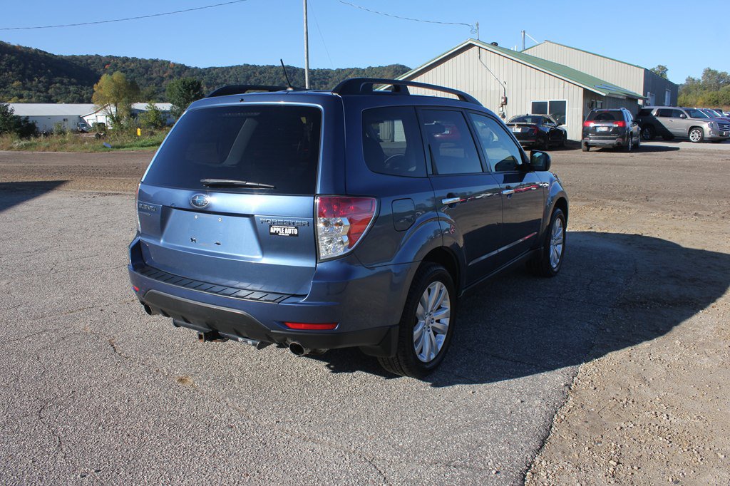 Used 2012 Subaru Forester 2.5X Premium w/ Popular Pkg 2 AWD/4WD image 5