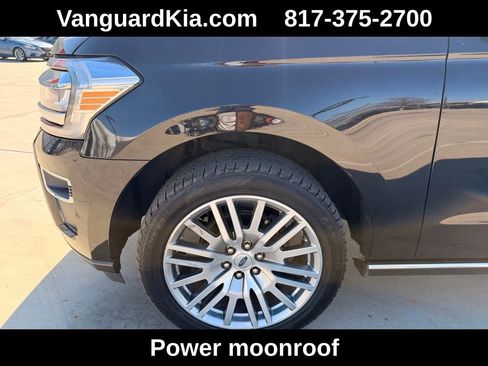 Used 2024 Ford Expedition Max Limited image 8