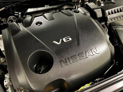 Used 2023 Nissan Maxima SV w/ Floor Mat Group image 31