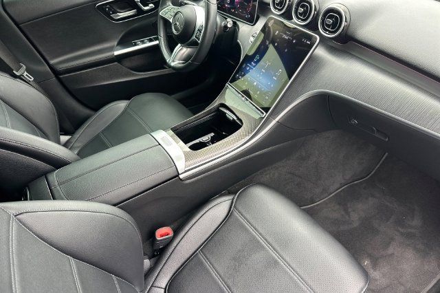 Used 2023 Mercedes-Benz C 300 Sedan image 17