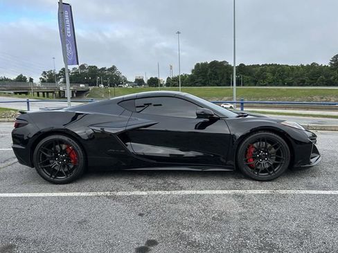 Used 2026 Chevrolet Corvette Z06 RWD image 6
