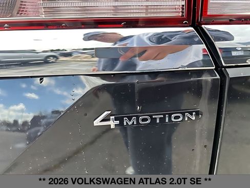 New 2026 Volkswagen Atlas SE image 12